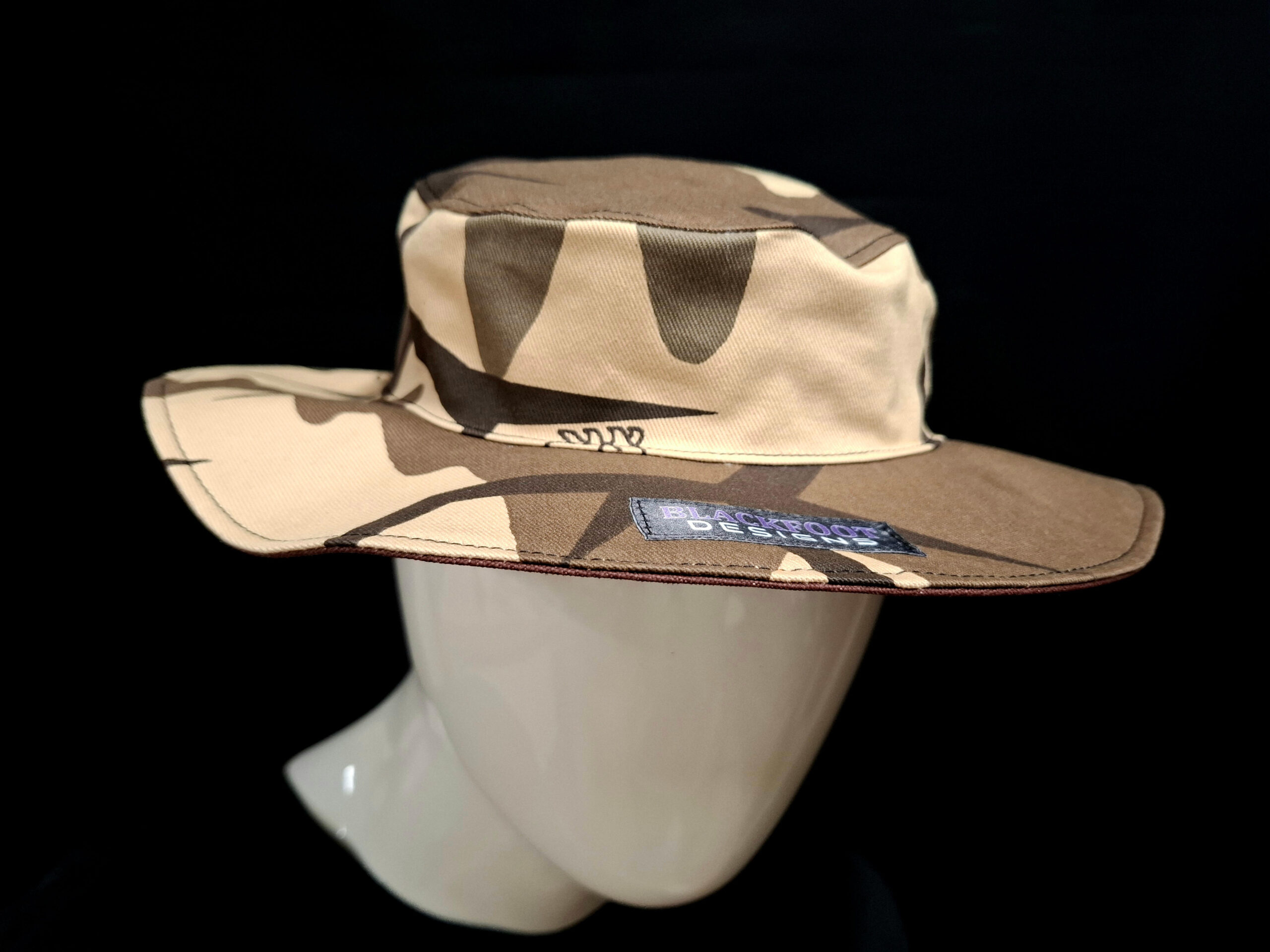 BUSH HAT